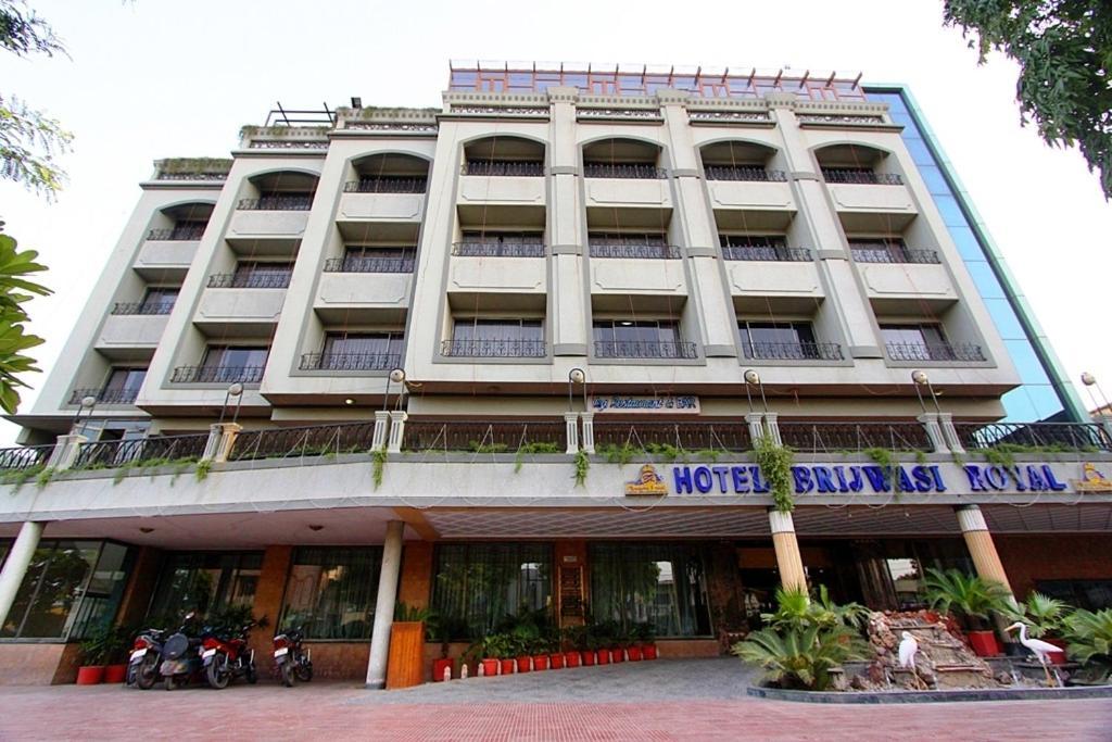Brijwasi Royal Hotel Mathura Eksteriør billede